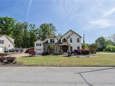 501 Shadow Brooke Dr