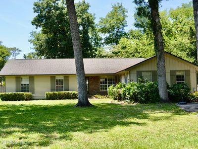 2235 HUNTERWOOD Court