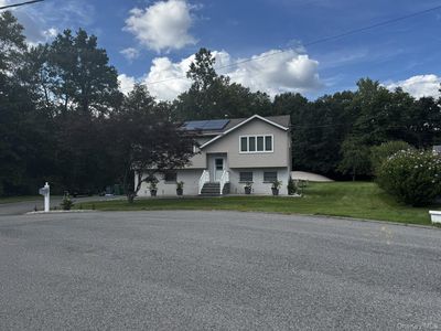 6 Russett Lane