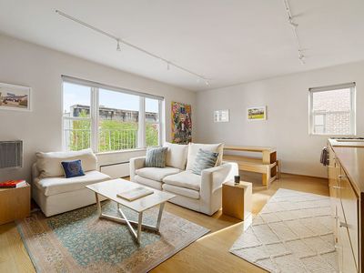 2 King St APT 7E