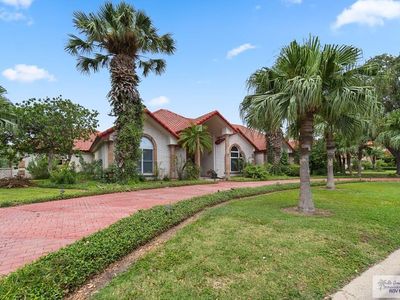 1601 Palm Valley Dr E