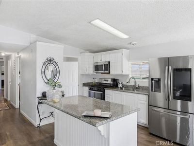 25114 Avenida Valencia