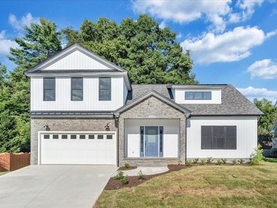 3608 Colonial Court Dr