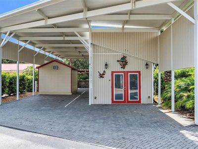 2881 Saint George Dr