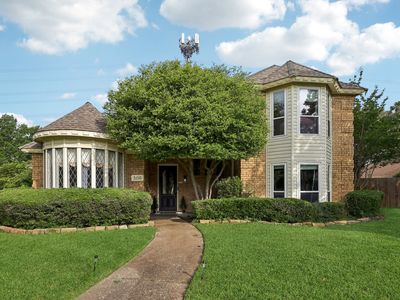 3710 Falcon Lake Dr
