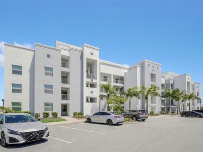 4721 Clock Tower Dr #304