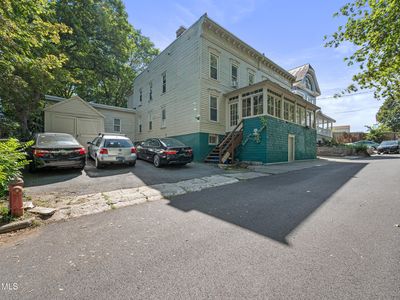 23-25 Prospect Avenue