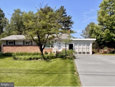 1135 Lambs Gap Rd