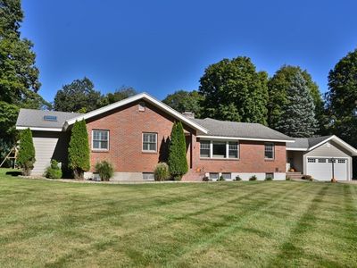 48 Border Rd