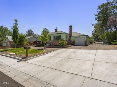 330 Sunset Dr