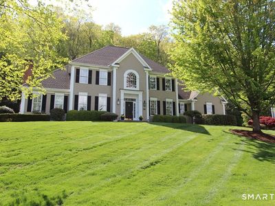 Property at 19 Devonshire Court, Avon, CT