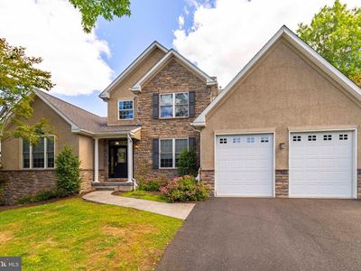 6 Shepherds Way
