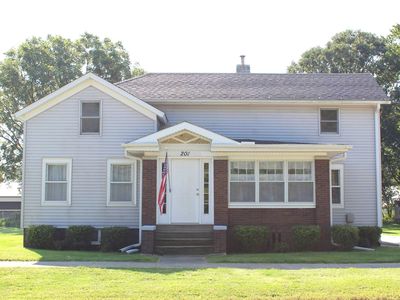 Property at 201 N Station St, Altona, IL
