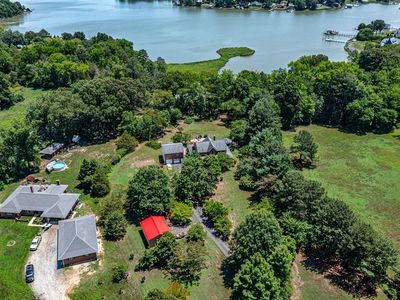 439 Burnt House Point