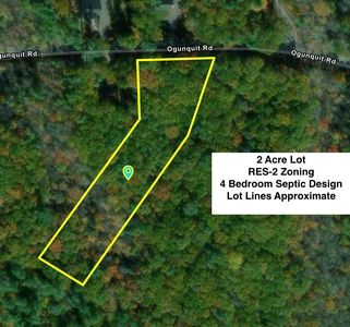 Property at 10 Ogunquit Road, Cape Neddick, ME