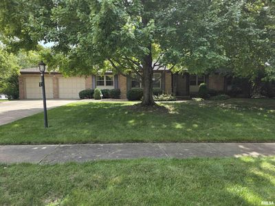 921 Birchwood Dr