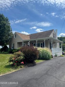 1036 Bloom Rd