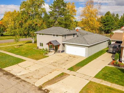 104 South Dr