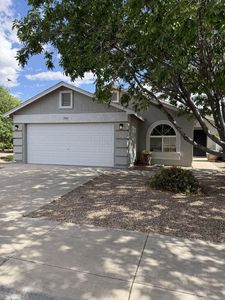 1585 E Las Sendas Dr