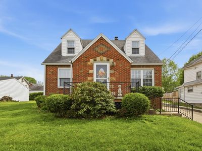 201 Walter Ave