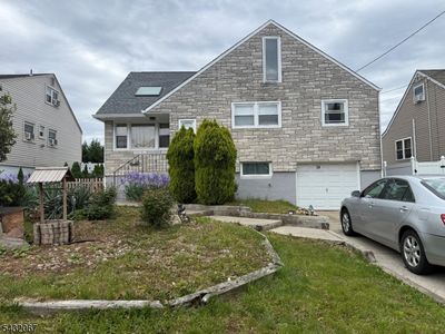 Property at 34 Glenwood Ter, Fords, NJ