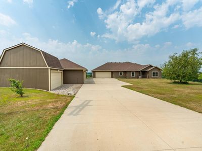 20733 E Dane Prairie Rd