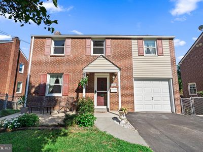 1709 Robinson Ave