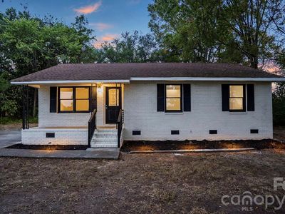 3050 Bridgewater Rd