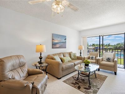 2013 NE Collins Cir APT 4-60