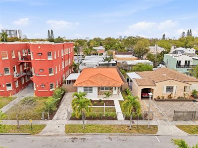 1781 SW 13th St