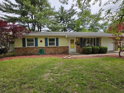 2111 Lantern Hill Dr