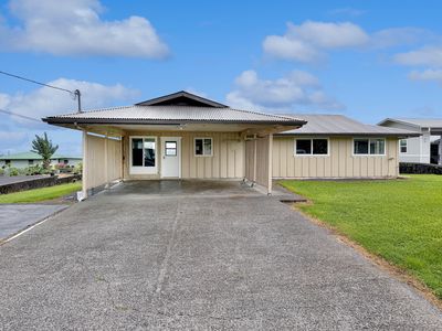 100 Hoomalu St