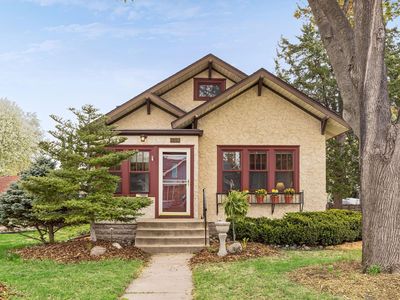 109 7th Ave N