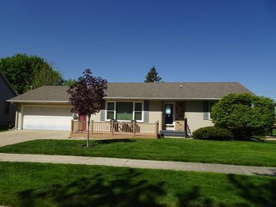 Property at 125 N 6th Ave, Sheldon, IA