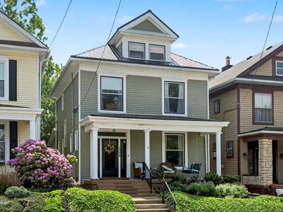 1328 Winter Ave