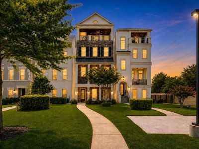 709 Somerset Commons Ln