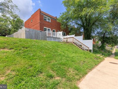 3826 W Bay Ave