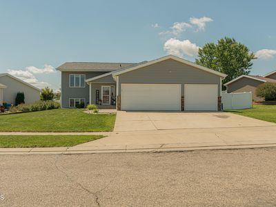 3406 Frost Ln