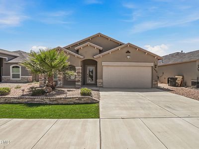 1093 Summer Rain St