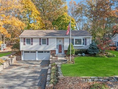 196 High Crest Dr