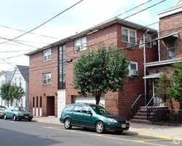 116 71st St APT 13