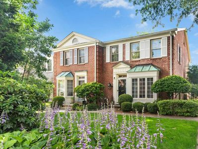 312 Elm Street APT 9