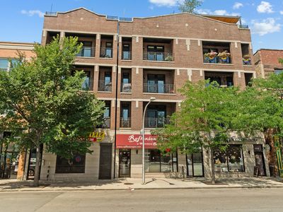 3416 N Sheffield Ave APT 2