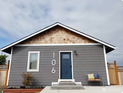 106 Sid Snyder Drive E