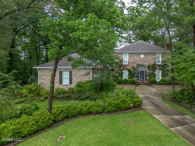 Property at 8 Lakeview Dr, Raymond, MS