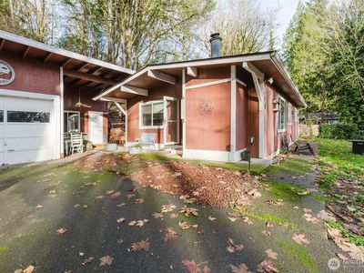 160 NE Virginia Avenue