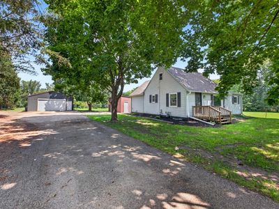 3225 Pinewood Rd SE