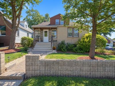 1337 Orange Ave
