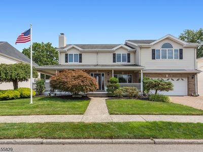 26 Mount Cedar Ave