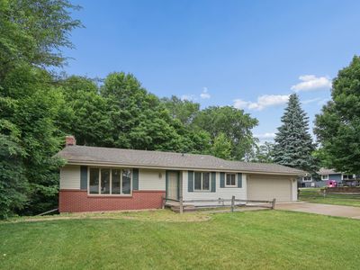 903 Circle Dr